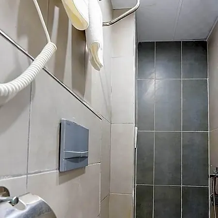 Wp White Palace Hotel 2*
