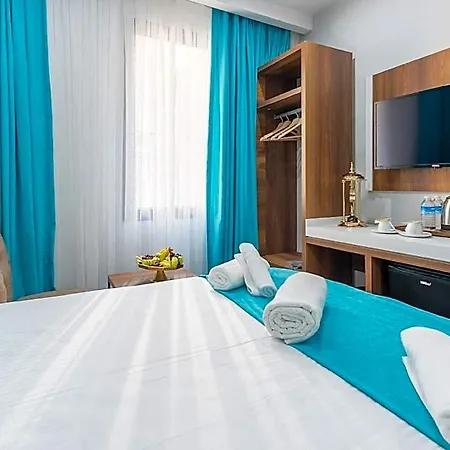 Wp White Palace 2*
